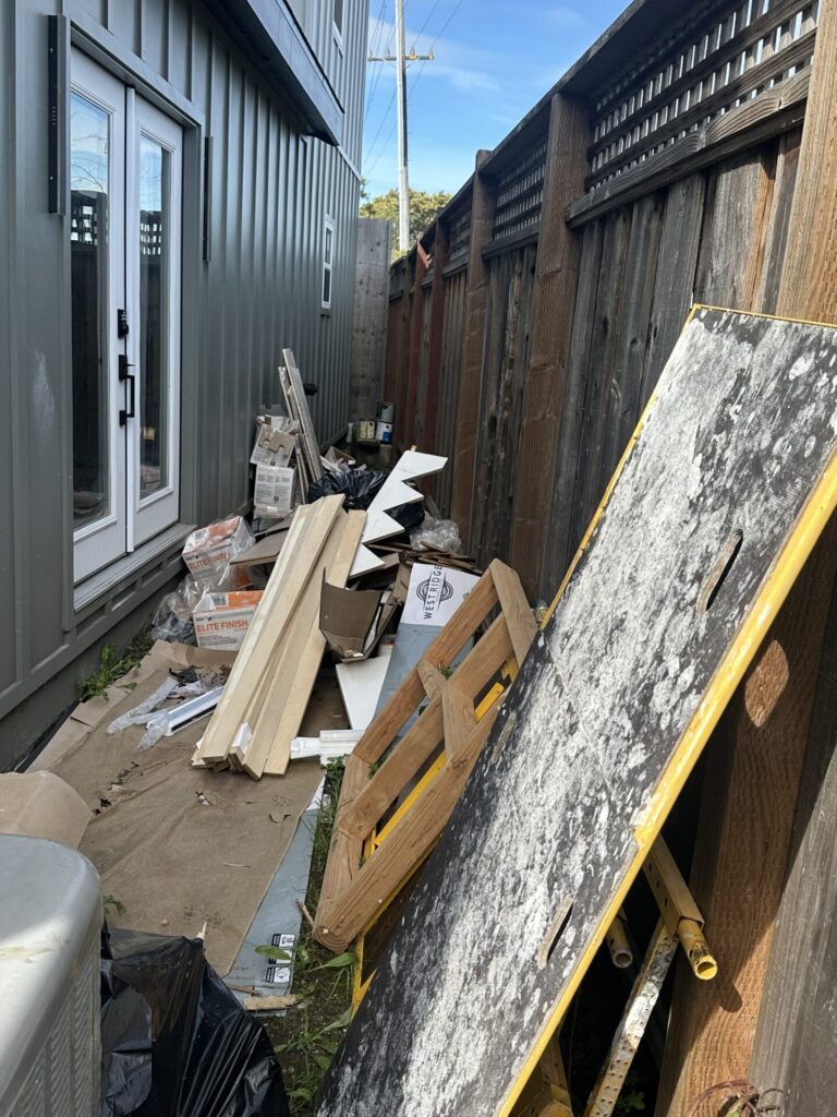 Oakland Residential Junk Removal